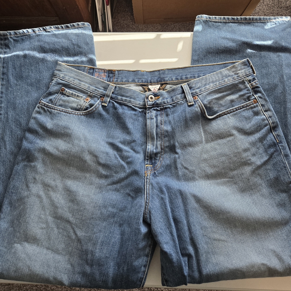 Lucky Brand Relaxed Fit Blue Jeans